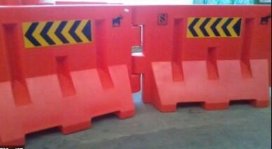 Apa Pentingnya Road Barrier Dipasang Di Jalan ?