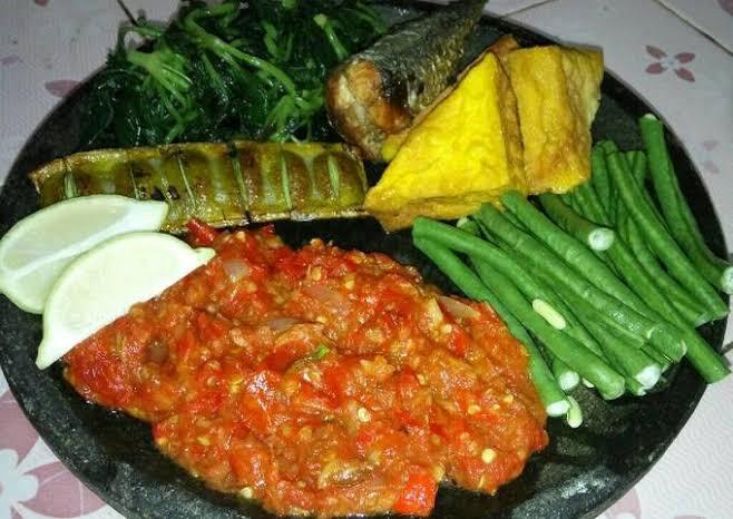 Sambal, Teman Makan yang Tak Boleh Dilupakan! Nomor Berapa Favorit, Agan &amp; Sista? 