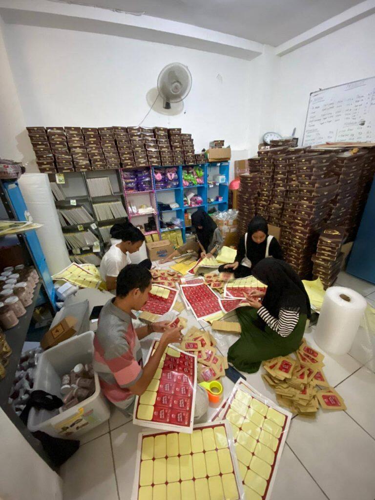DENGAN MENGUASAI 1 HAL INI BISA BIKIN JUALAN ONLINEMU LARIS MANIS !!!