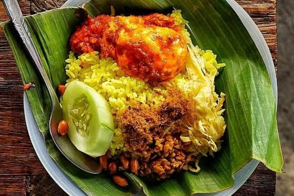 Apa Saja, sih, Ragam-Ragam Perekonomian di Malam Hari? Yuklah, Intip!