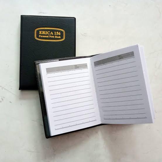 Di Kala Ponsel Bisa Menggantikannya, Apakah Buku Saku Catatan Masih Penting Juga?