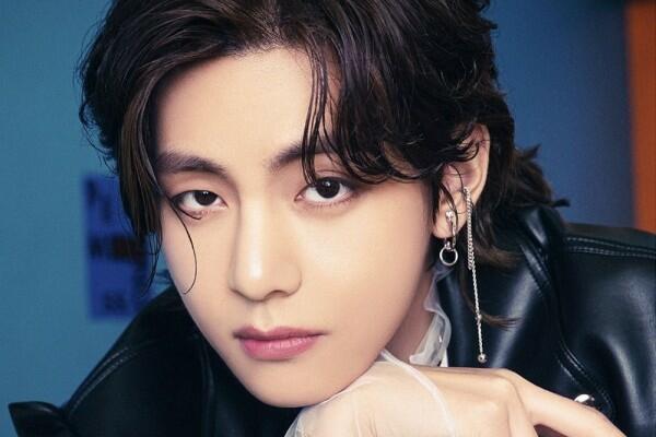 Bentuk Mata V BTS Diklaim Dokter Sebagai Mata yang Sulit Ditiru untuk Operasi Plastik