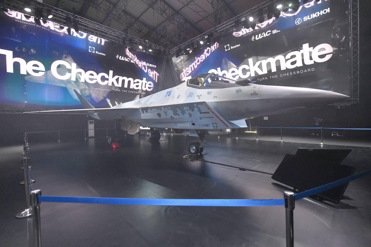 Rusia Perkenalkan Pesawat Jet Tempur Checkmate di Airshow 2021 di Dubai
