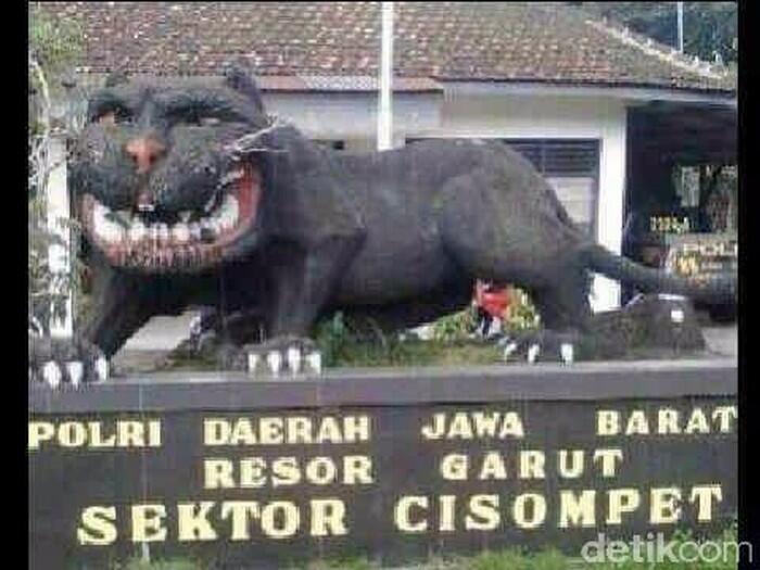 PATUNG YANG SEMPAT VIRAL