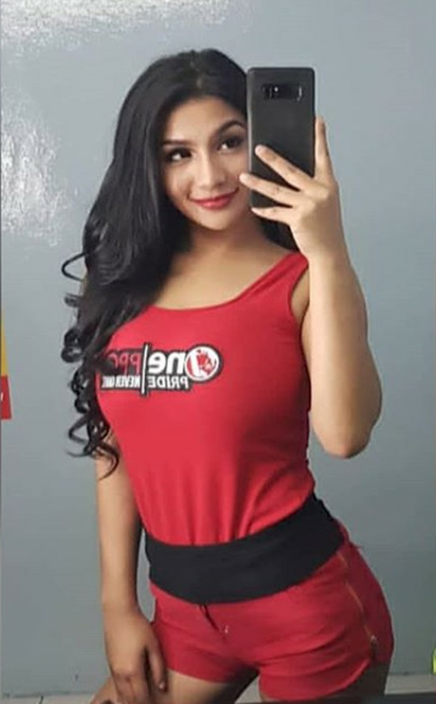 Foto Model Seksi Mma