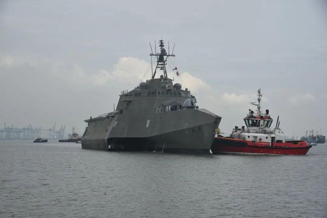 Kapal USS Jackson (LCS-6) Sambangi Kota Pahlawan