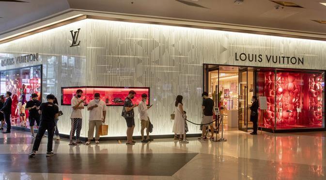 Belanja Louis Vuitton di Plaza Indonesia 