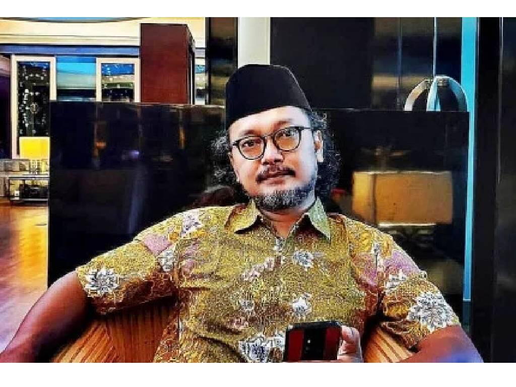 Guntur Romli Sindir Anies Baswedan Kerahkan Buzzer Untuk Komentar Positif