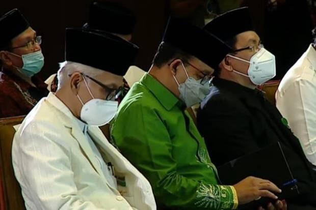 Kenakan Batik Hijau dan Kopiah Hitam, Anies Baswedan Hadiri Ijtima Ulama MUI