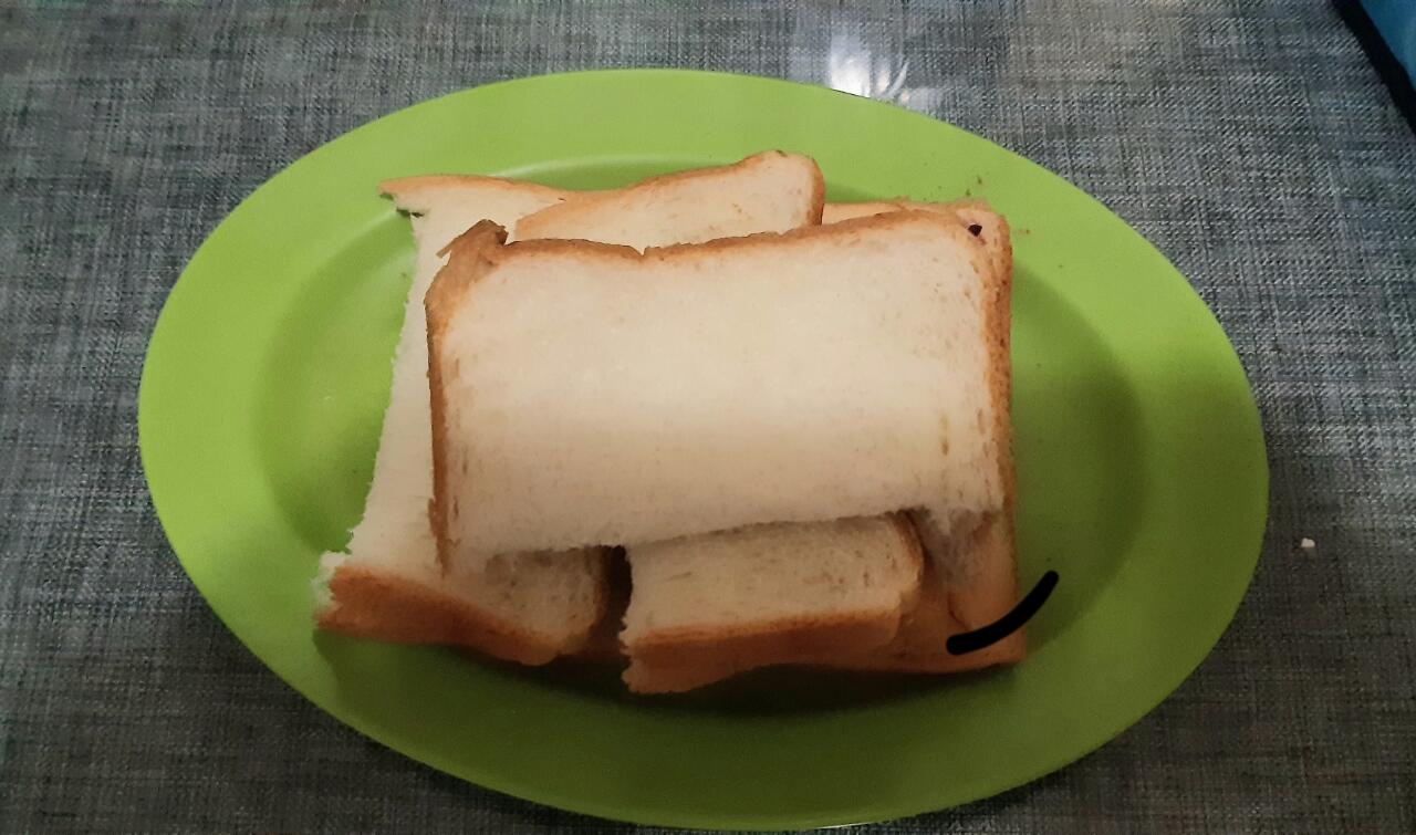 Ada 2 Tipe Pemakan Roti Tawar, Kamu Tipe Mana?