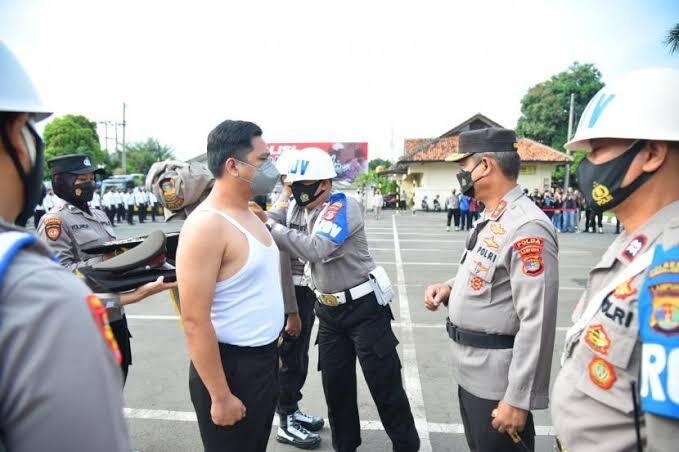 5 Aksi Oknum Polisi Yang Tak Terpuji, Duh Bikin Gemes Deh! 