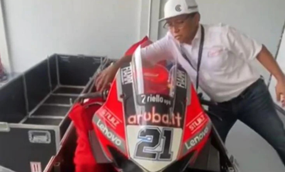 Panitia Sirkuit Mandalika Buka Kotak Kargo Ducati Secara Ilegal