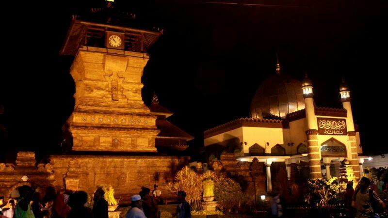 Tradisi Tidak Menyembelih Sapi Di Kota Kudus