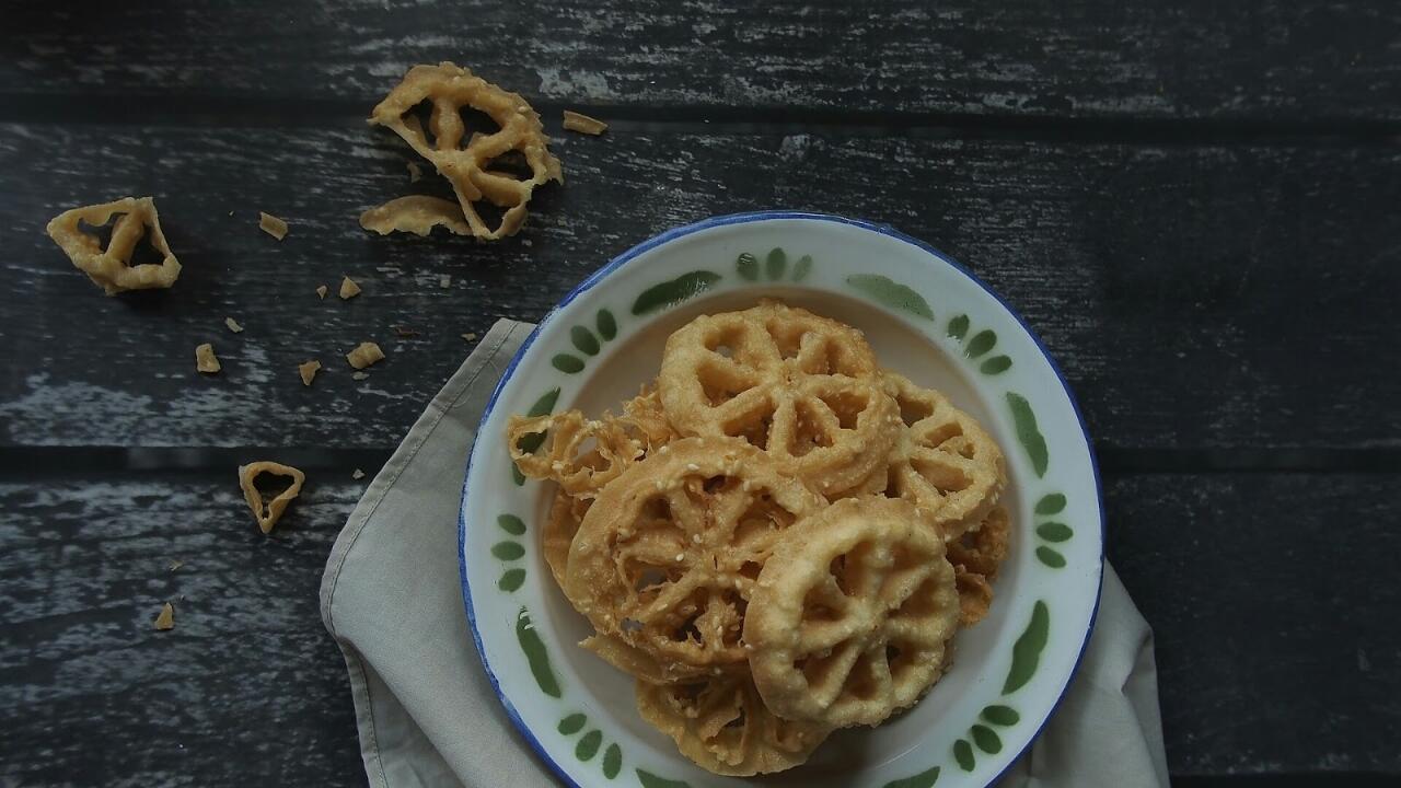 Resep Kembang Goyang Manis