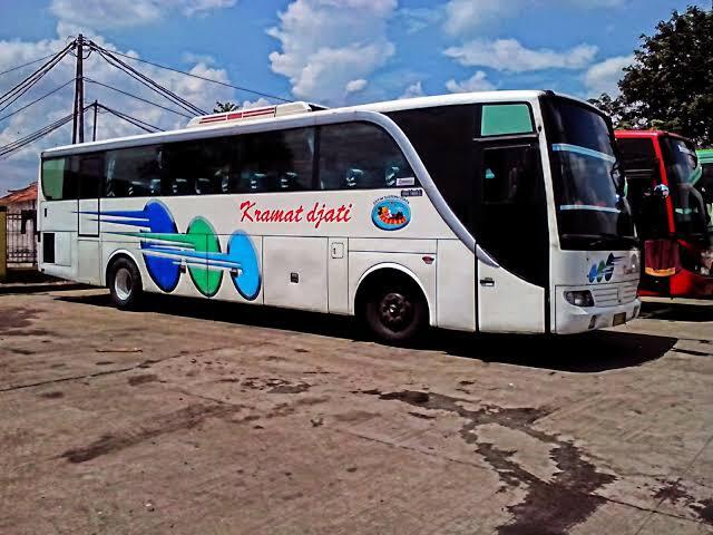 Apa Kekurangan Selendang Samping Pada Bus?