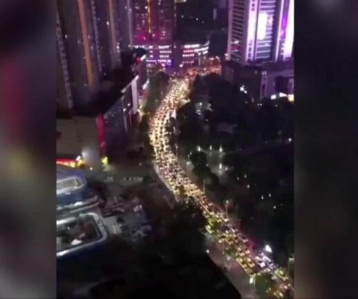 Mogok Massal Pengemudi Taksi di China