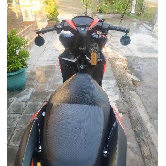 Hal Nyeleneh Yang Dilakukan Pengendara Motor
