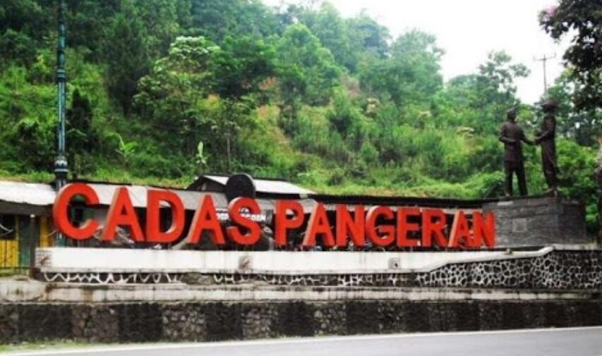 Merinding! Ini 5 Jalanan Paling Mengerikan di Tanah Air, Ada Cadas Pangeran