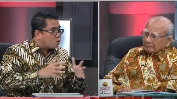 Istri Brigadir Jenderal TNI Zamroni vs Ibu Dari Anggota DPR Arteria Dahlan
