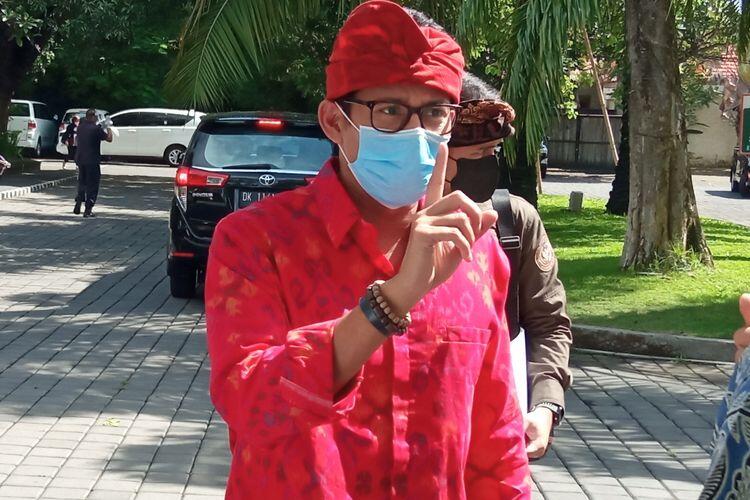 Meniti Zaman Dengan Udeng dan Tanjak