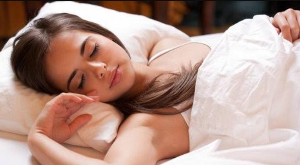 Fakta yang Kamu Harus Segera Tahu Tentang Tidur Sambil 'Ngiler'