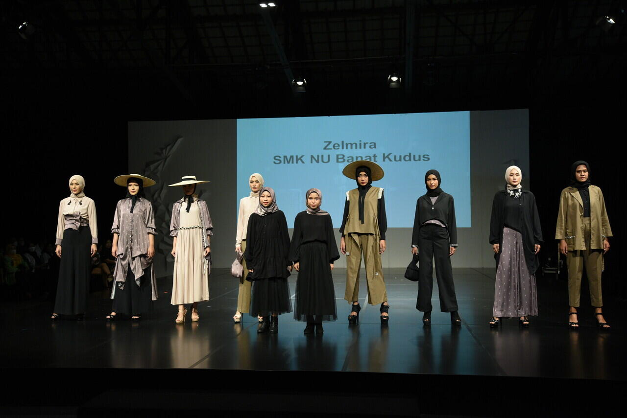 Yuk Kenalan Sama Zelmira, Brand Fashion Muslimah Karya Siswi Berbakat SMK NU Banat