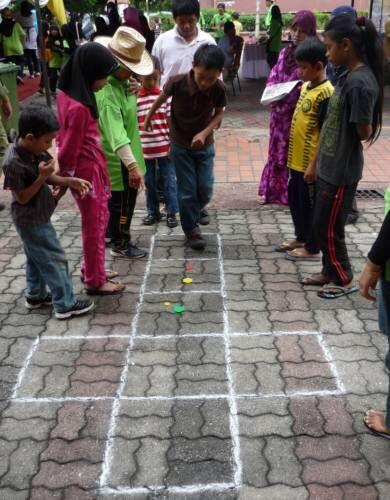 Nostalgia Yuk : Permainan Jadul Yang Sudah Di Tinggalkan