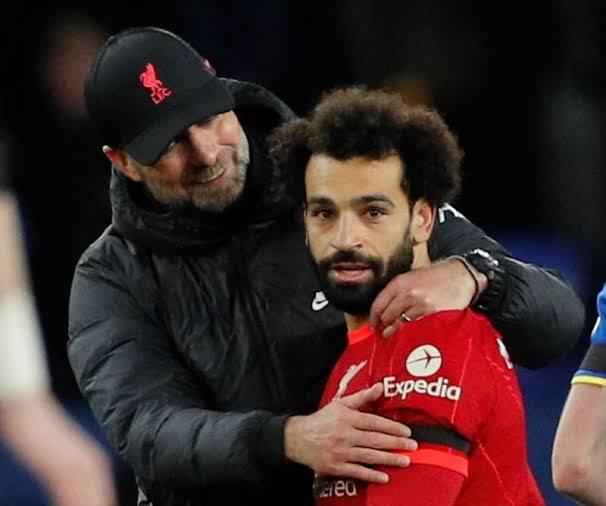 Liverpool Hempaskan Tuan Rumah Everton 4-1, Salah Semakin Menggila