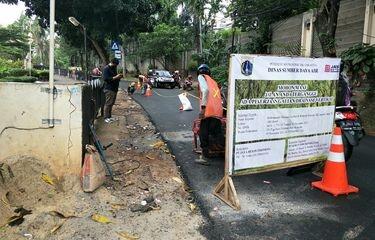 Proyek Sumur Resapan di Lebak Bulus: Ambles, Diaspal, Kini Dilubangi