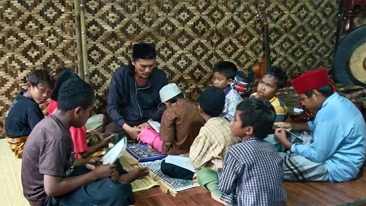 35 Tahun Mengamen Demi Pendidikan Anak Jalanan