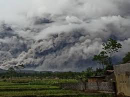 Pasien Paranormal Ramal Gunung Semeru