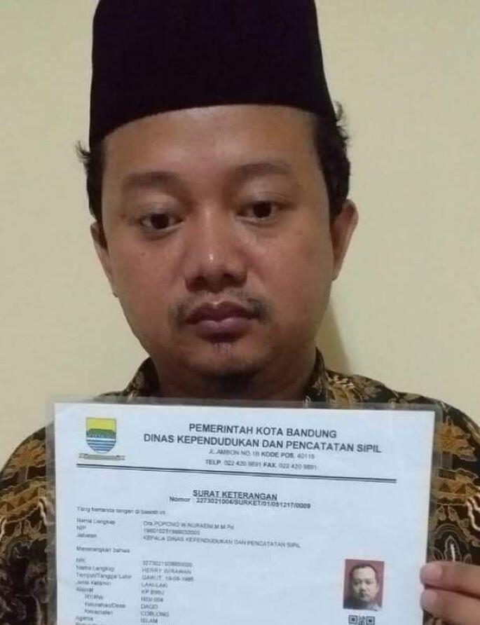 Ketika Guru Agama Hanyalah Topeng Untuk Bereproduksi, Disitu Saya Merasa Ngeri...