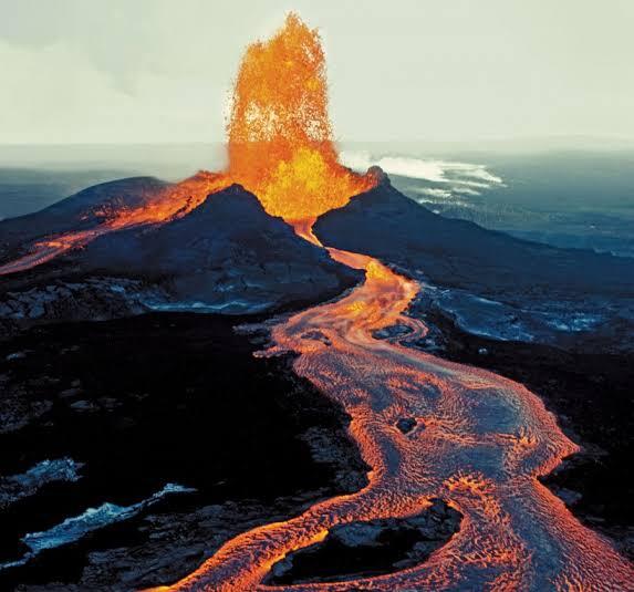 7 GUNUNG DENGAN LETUSAN TERBESAR DI INDONESIA