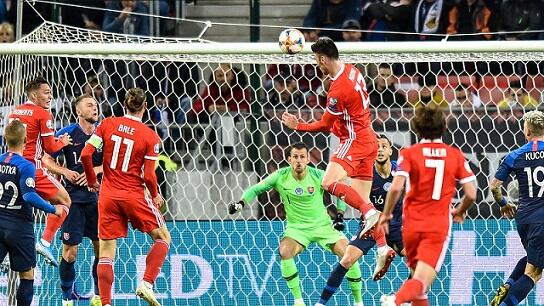 Fakta-Fakta Kieffer Moore Sang Penyerang Andalan Timnas Wales