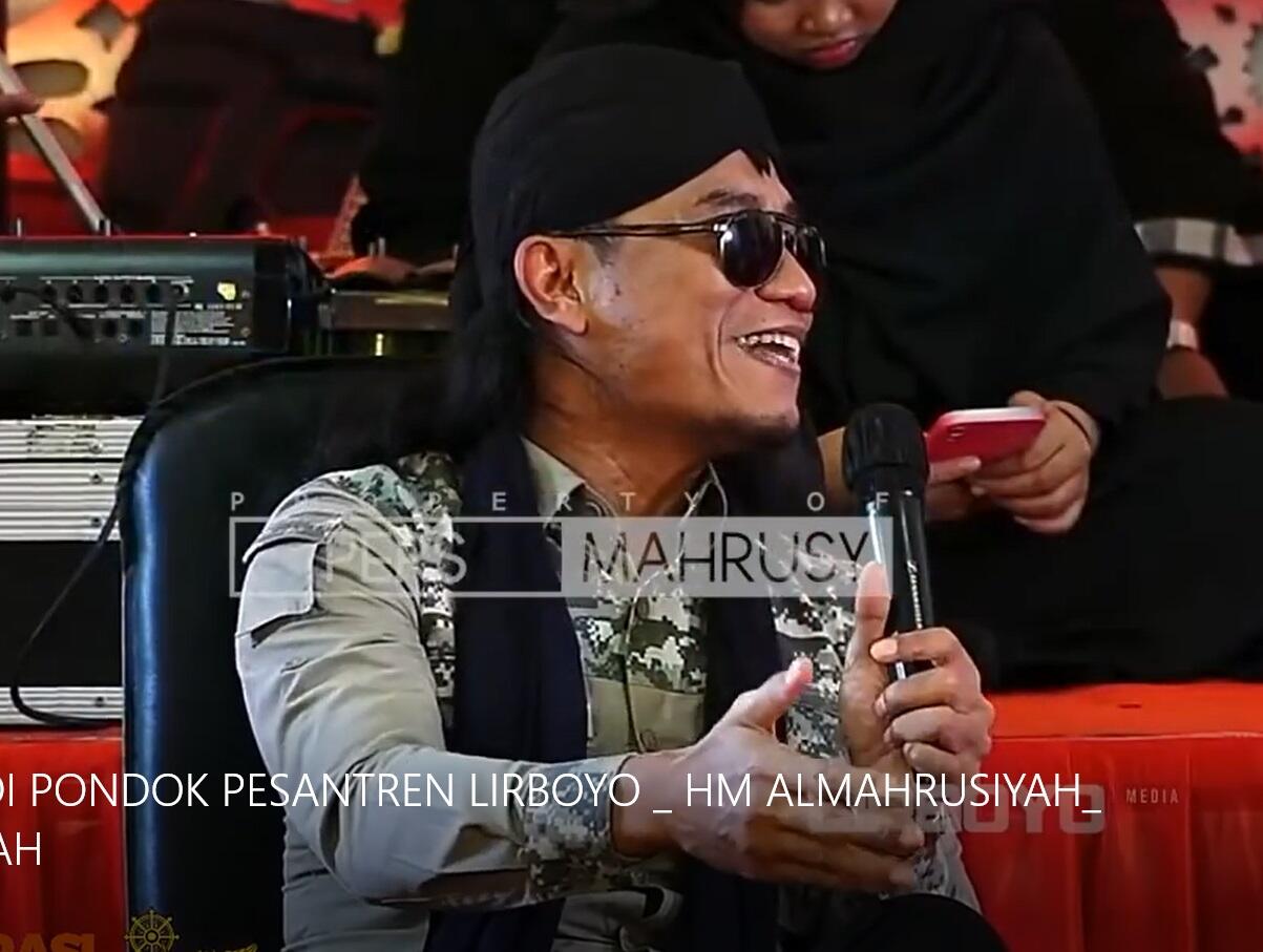 Happy Asmara Hadir Di Pesantren Lirboyo