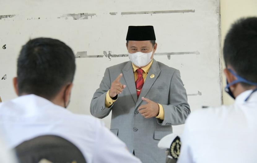 Wagub Jabar Tegaskan Pemerkosaan di Bandung Bukan di Pesantren