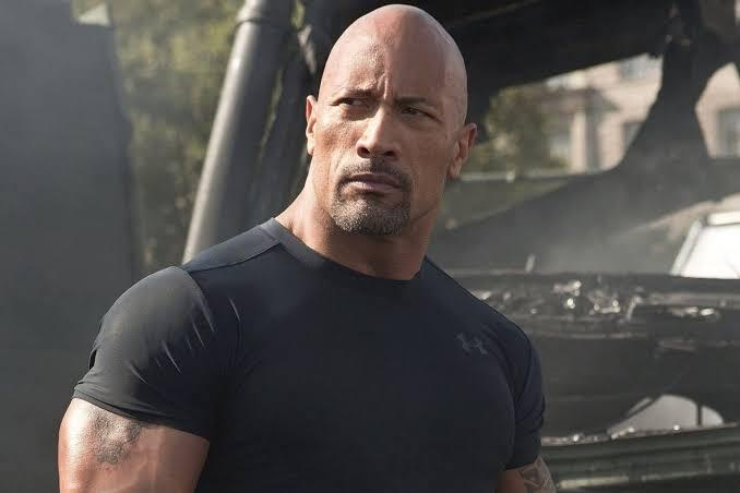 Wow, Orang Ini Menerima &quot;Karma&quot; via Dwayne Johnson!