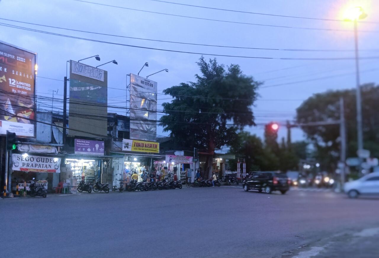 CANTIK OH KAU ....