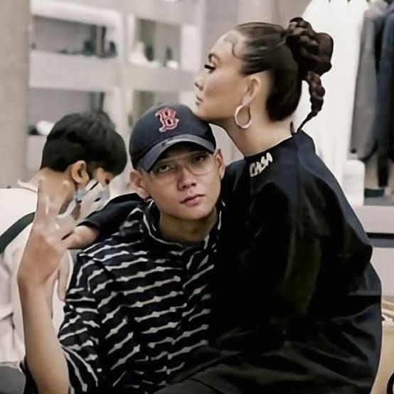 Agnes Monica! Cantik, Seksi, Kaya Dan Sukses Tapi Kapan Akan Menikah?