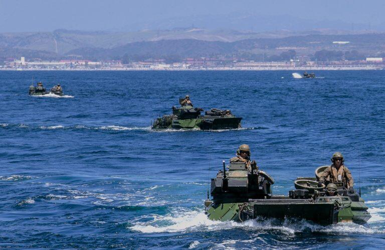 Korps Marinir AS Melarang AAV Beroperasi di Air