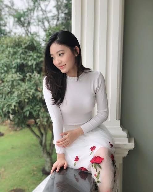 Natasha Wilona, Cantik, Muda, Berprestasi Dan Jauh Dari Sensasi