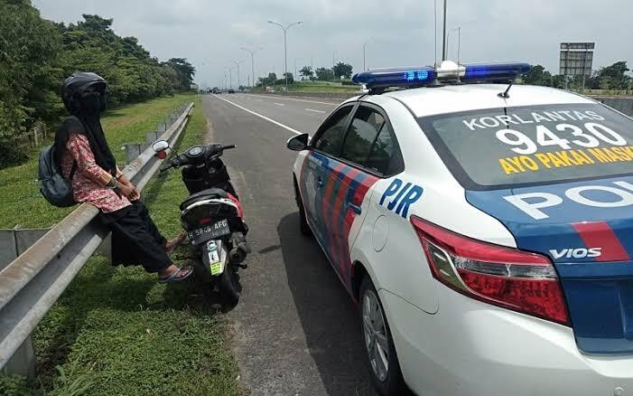 Kenapa Motor Dilarang Lewat Jalur TOL! Resikonya Nyawa