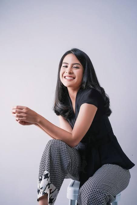 Maudy Ayunda, Sarjana, Cantik, Berbakat, Paket Lengkap Sebagai Artis Indonesia