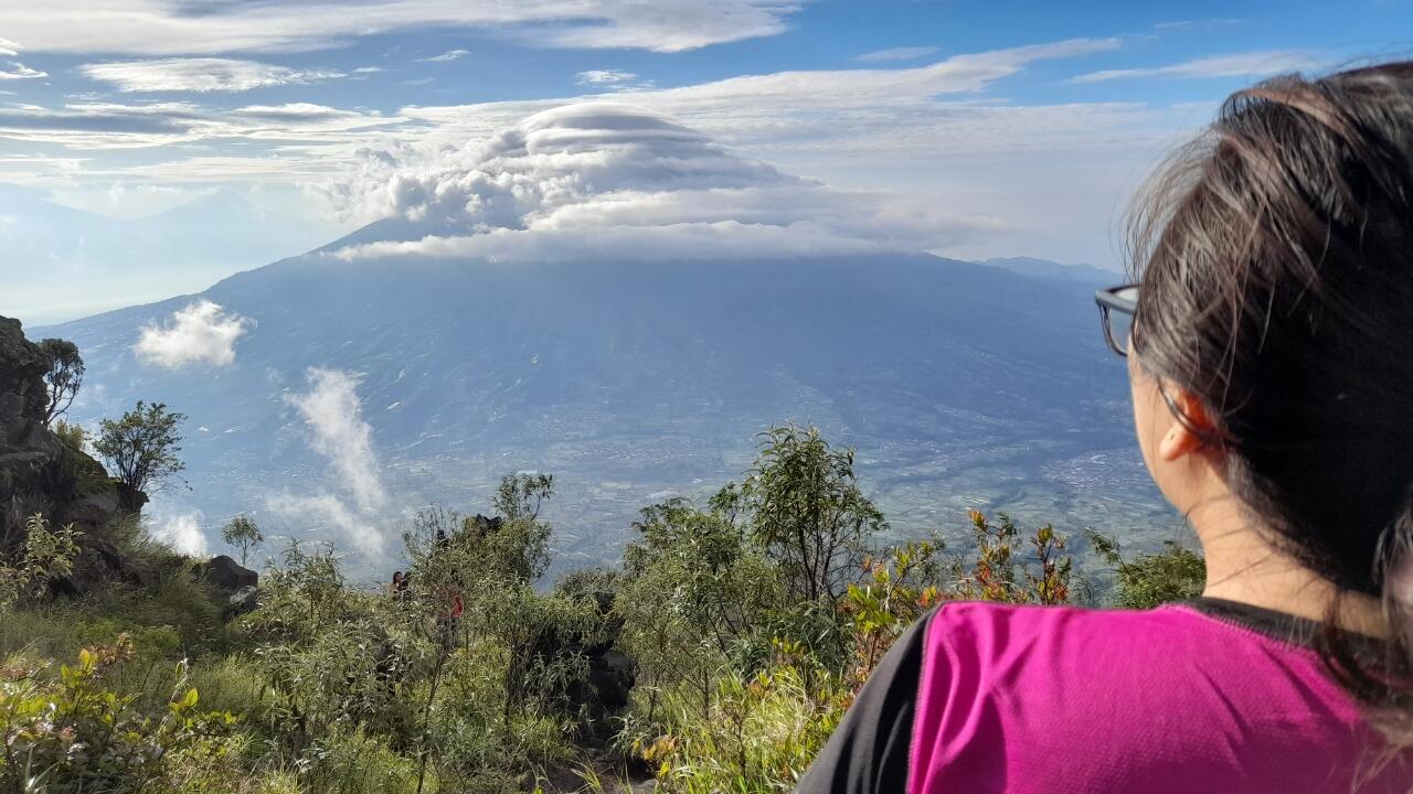 Pendakian Gunung Sindoro Via Alang Alang Sewu Dan Kenangan Indahnya