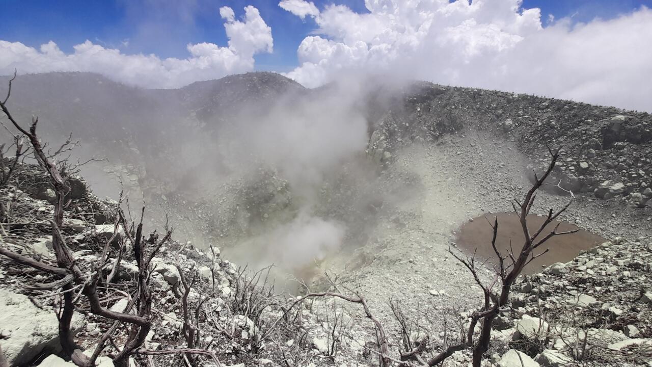 Pendakian Gunung Sindoro Via Alang Alang Sewu Dan Kenangan Indahnya