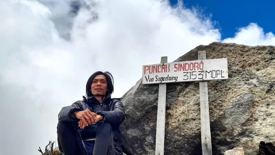 Pendakian Gunung Sindoro Via Alang Alang Sewu Dan Kenangan Indahnya