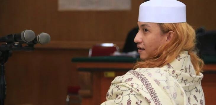 Parah! Biografi Habib Bahar bin Smith di Wikipedia: Banci Kaleng yang Ngaku Habib
