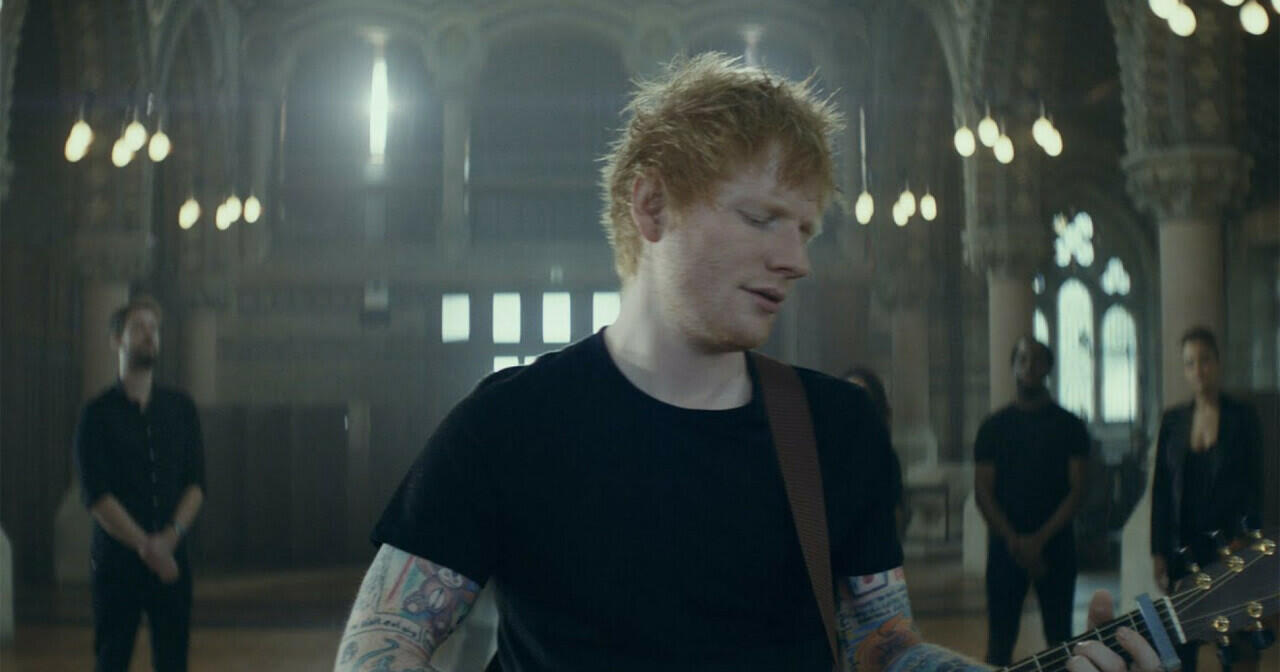 Wow Keren, Ed Sheeran Cetak Rekor Baru di Spotify Lewat Lagu Shape of You