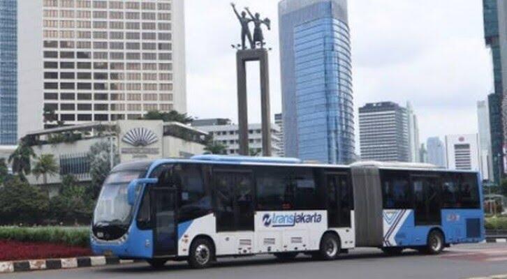 Anies Targetkan 10 Ribu Bus TransJakarta Berbasis Listrik