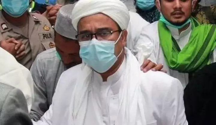 Dibalik Jeruji Besi, Rizieq: Jangan Ajak Muslim Pakai Atribut Natal Apalagi Memaksa!